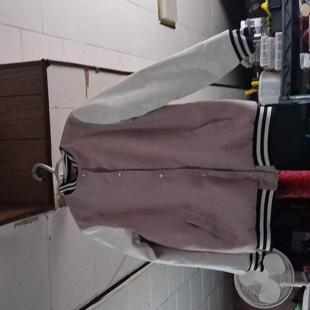 Forever 21 Pink and White Puffer Jacket